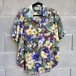 Medium Vintage Floral Button Down